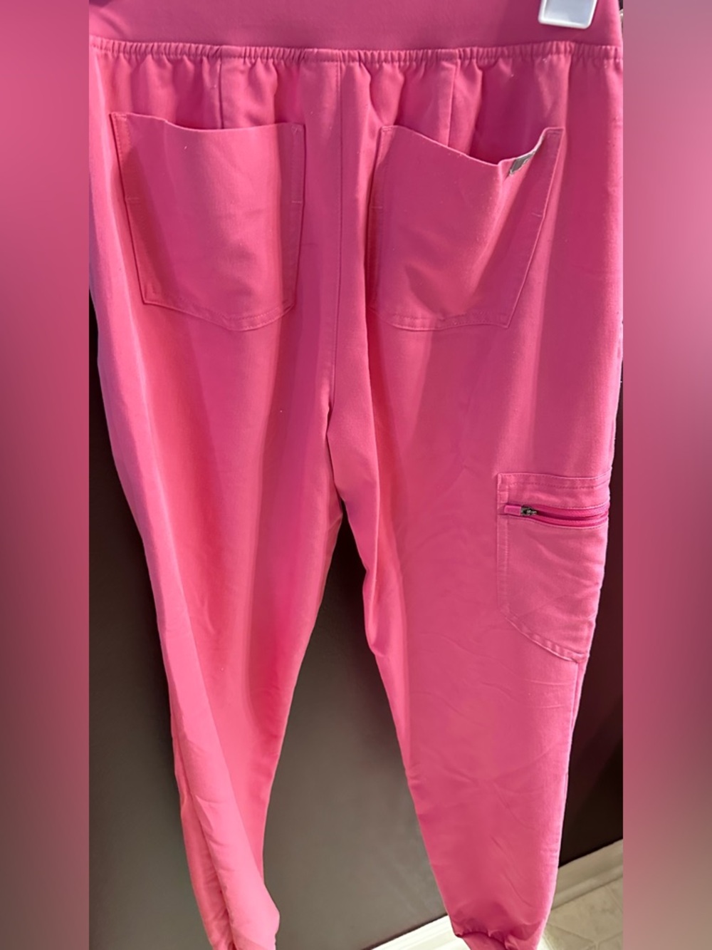 Figs Bubblegum Pink Zamora Joggers XS Tall - Picture 2 of 3